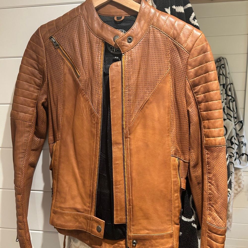 Women's Tan Leather Jacket